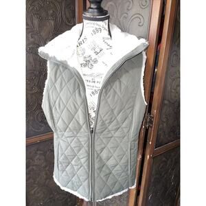 Reversible Weatherproof Olive Green W/‎ Faux Fur Lining Vest Women's Size M